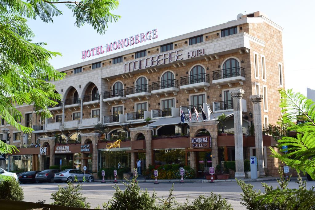 Monoberge Hotel Byblos Esterno foto