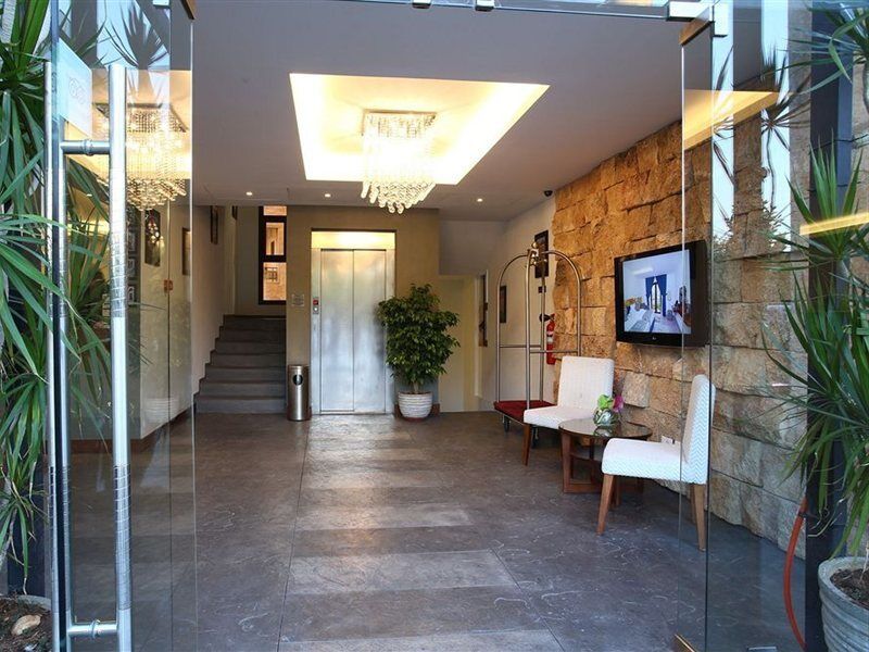 Monoberge Hotel Byblos Esterno foto